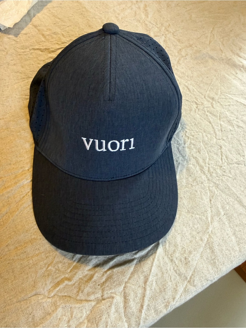 Vuori performance Baseball Cap